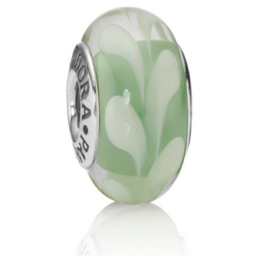 Pandora Green and White Swirl Morano Charm